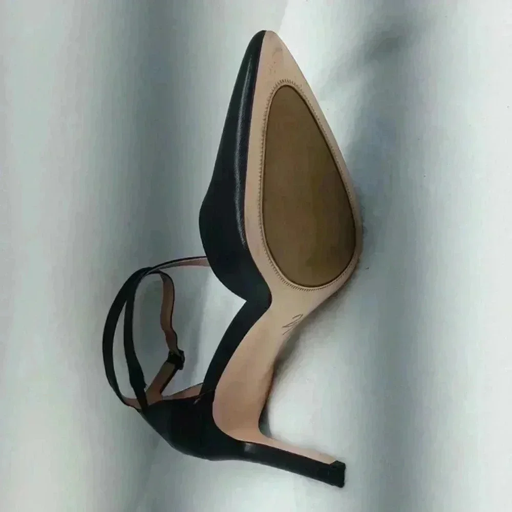27 EDIT pointed toe pump